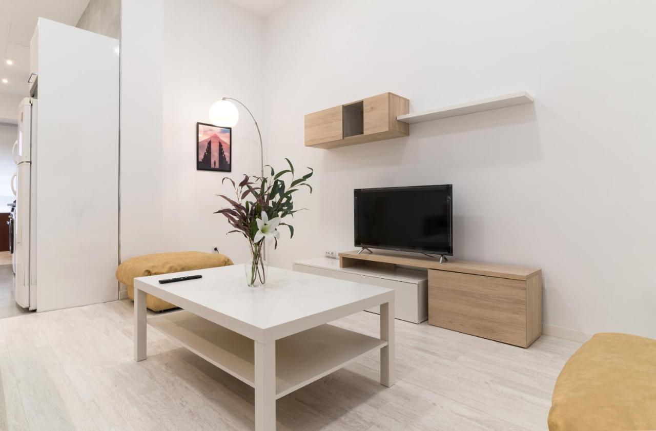 Acogedor Y Comodo Apartamento Madrid A/C Екстер'єр фото